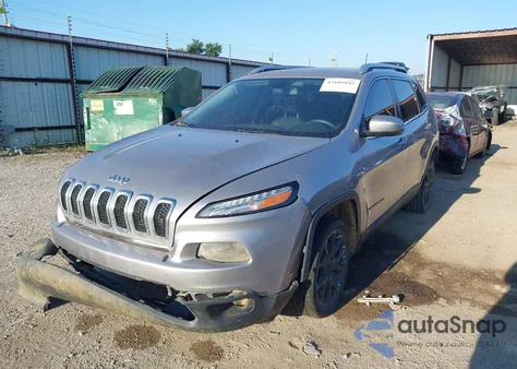 2018 Jeep Cherokee Latitude Plus Fwd из США, поврежденный, VIN 1C4PJLLXXJD573228